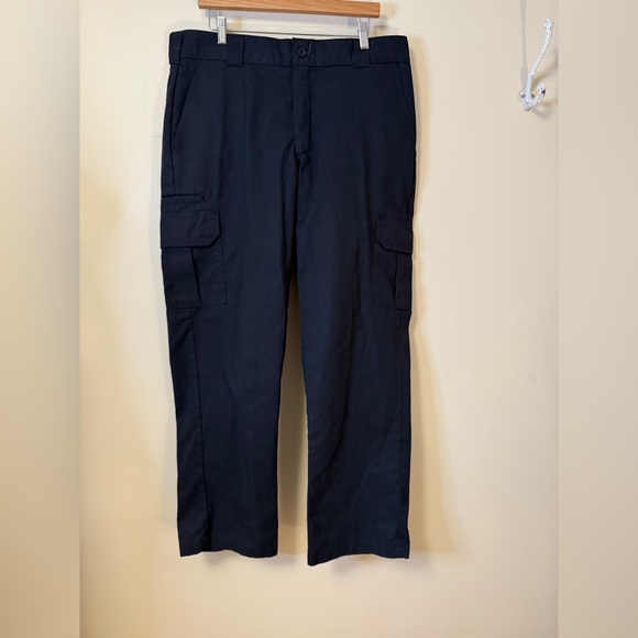 Dickies Regular Straight Cargo Pants Black 36x32 EUC - Picture 3 of 9